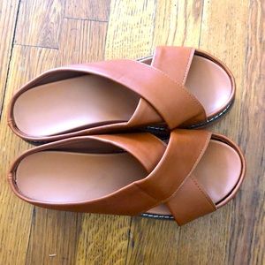 Platform sandals